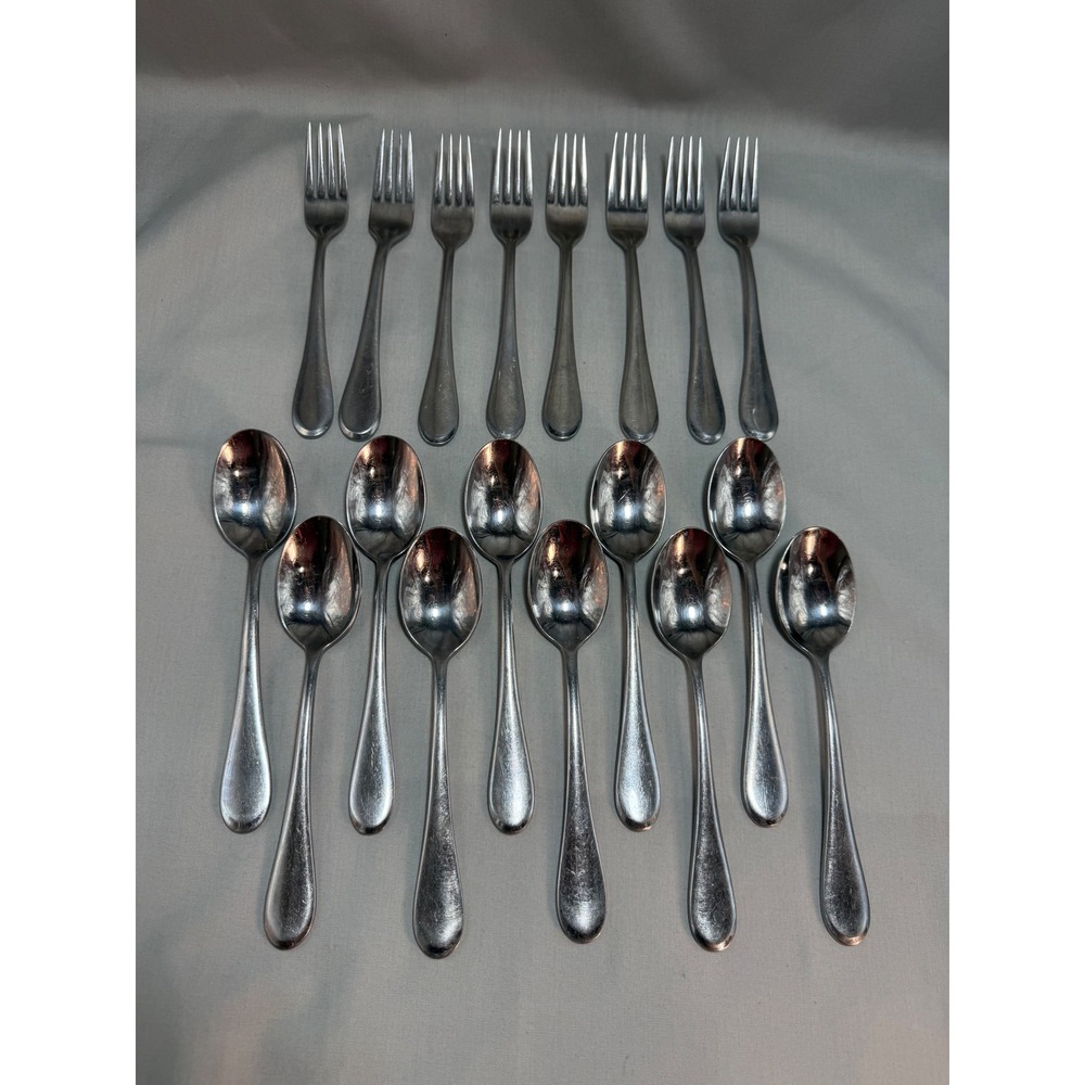Oneida Icarus 18 Pc Replacement Flatware Lot Glossy Stainless Steel Everyday